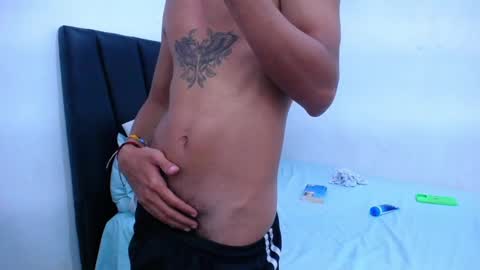 Tayron online show from 02-15-25, 06:55