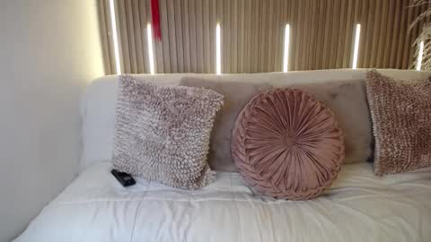 Sofia online show from 03-12-26, 08:37