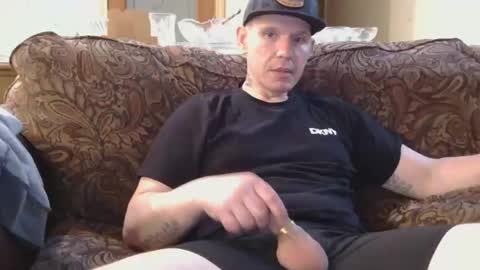 Snapshot of tc123496 chatting on 11-02-25, 12:24 NATE online show from 11-02-25, 12:24