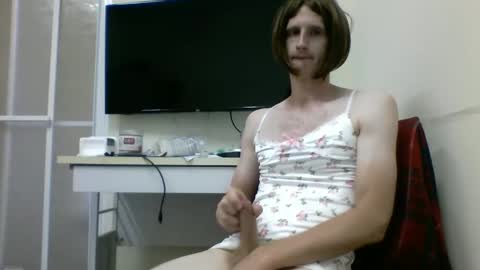 Snapshot of tcute0 chatting on 10-21-25, 02:12 tcute0 online show from 10-21-25, 02:12