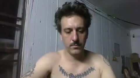 Snapshot of tdiddy222 chatting on 06-11-26, 02:53 tdiddy222 online show from 06-11-26, 02:53