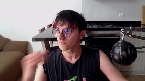 Snapshot of te0__0 chatting on 04-07-26, 01:44 Teo independent model online show from 04-07-26, 01:44