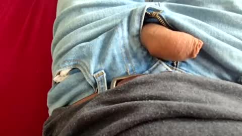 Snapshot of teaeumeer_2027 chatting on 06-12-26, 11:53 teaeumeer_2027 online show from 06-12-26, 11:53