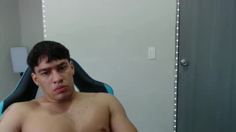 team23hot0 online show from 10-08-25, 07:00