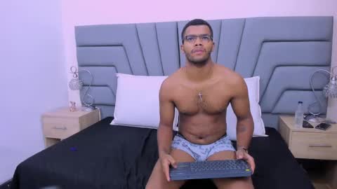 Marco y Luna  online show from 05-19-26, 11:27