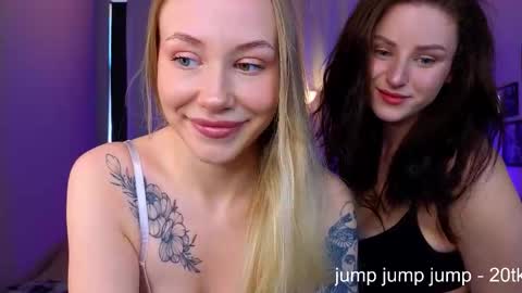 Snapshot of tease_mode chatting on 10-17-25, 01:03 Eva  Emilia online show from 10-17-25, 01:03