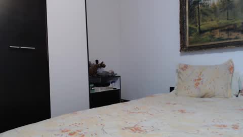 ALICIA--- online show from 02-04-25, 07:51