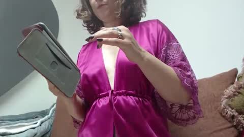 ALICIA--- online show from 10-01-25, 05:57