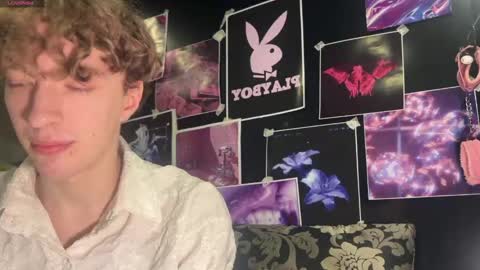 Snapshot of technoracer chatting on 03-16-26, 09:52 Alice online show from 03-16-26, 09:52