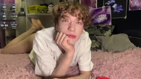 Snapshot of technoracer chatting on 04-05-26, 11:13 Alice online show from 04-05-26, 11:13