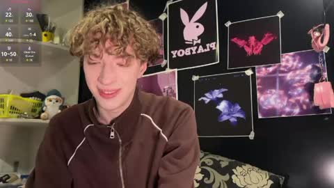 Snapshot of technoracer chatting on 04-16-26, 12:22 Alice online show from 04-16-26, 12:22