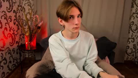 Snapshot of ted_lunn chatting on 11-21-25, 07:01 Ted online show from 11-21-25, 07:01