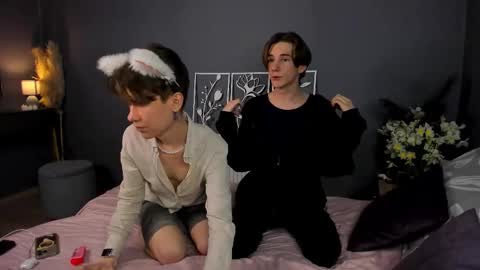 Snapshot of ted_lunn chatting on 01-08-26, 08:11 Ted online show from 01-08-26, 08:11