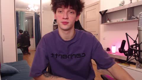 Snapshot of teddy_mode chatting on 12-06-24, 07:01 Teddy online show from 12-06-24, 07:01