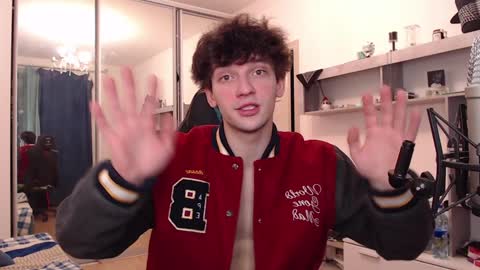 Snapshot of teddy_mode chatting on 12-08-24, 06:39 Teddy online show from 12-08-24, 06:39