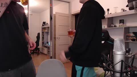 Snapshot of teddy_mode chatting on 12-09-24, 04:37 Teddy online show from 12-09-24, 04:37