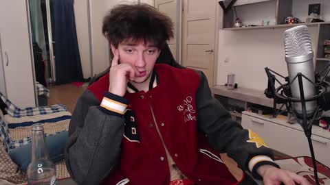 Snapshot of teddy_mode chatting on 12-11-24, 10:27 Teddy online show from 12-11-24, 10:27