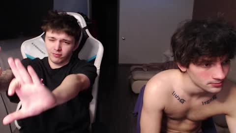 Snapshot of teddy_mode chatting on 01-25-25, 03:30 Teddy online show from 01-25-25, 03:30