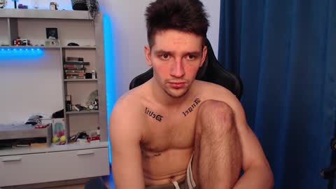 Snapshot of teddy_mode chatting on 02-06-25, 04:10 Teddy online show from 02-06-25, 04:10