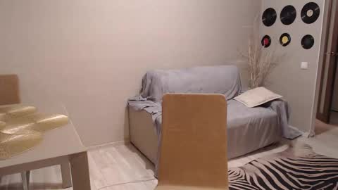 Snapshot of teddy_mode chatting on 10-01-25, 08:04 Teddy online show from 10-01-25, 08:04