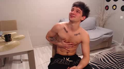 Snapshot of teddy_mode chatting on 10-22-25, 06:07 Teddy online show from 10-22-25, 06:07