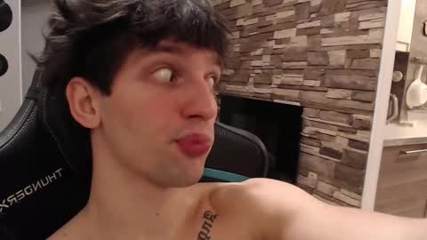 Snapshot of teddy_mode chatting on 11-18-25, 02:54 Teddy online show from 11-18-25, 02:54