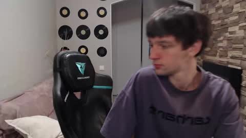 Snapshot of teddy_mode chatting on 11-21-25, 01:48 Teddy online show from 11-21-25, 01:48