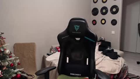 Snapshot of teddy_mode chatting on 12-05-25, 07:17 Teddy online show from 12-05-25, 07:17