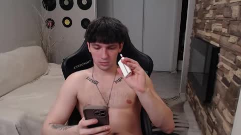 Teddy online show from 03-09-26, 12:58