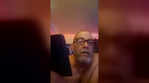 Snapshot of tedestep2 chatting on 06-25-26, 09:52 tedestep2 online show from 06-25-26, 09:52