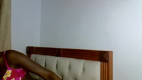 Nicole online show from 02-14-26, 01:19