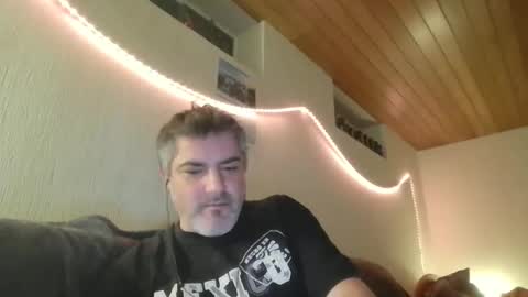 Peter online show from 02-11-25, 03:18