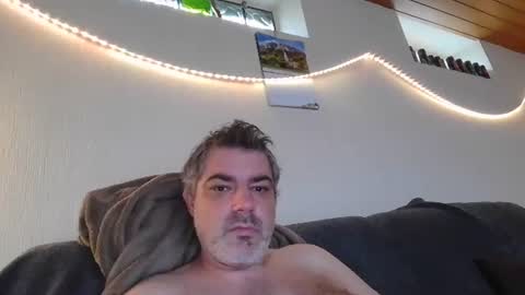 Peter online show from 10-18-25, 11:44