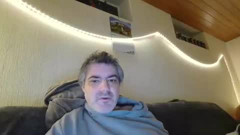 Peter online show from 12-17-25, 03:34