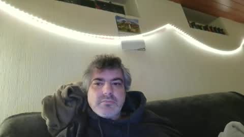 Snapshot of teeforyou chatting on 01-05-26, 05:27 Peter online show from 01-05-26, 05:27