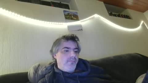 Snapshot of teeforyou chatting on 01-11-26, 01:54 Peter online show from 01-11-26, 01:54