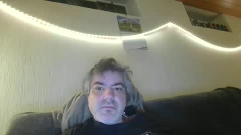 Snapshot of teeforyou chatting on 01-17-26, 06:40 Peter online show from 01-17-26, 06:40