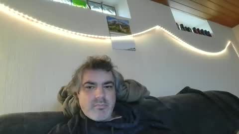 Snapshot of teeforyou chatting on 02-10-26, 01:26 Peter online show from 02-10-26, 01:26