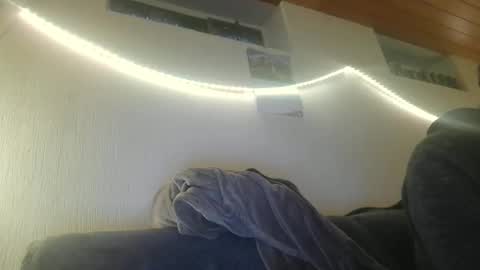 Snapshot of teeforyou chatting on 02-14-26, 06:43 Peter online show from 02-14-26, 06:43