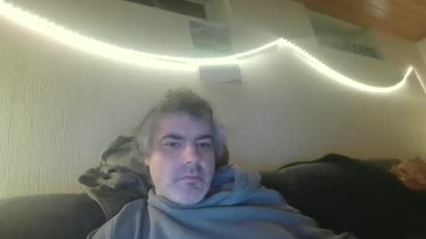 Snapshot of teeforyou chatting on 02-14-26, 06:48 Peter online show from 02-14-26, 06:48