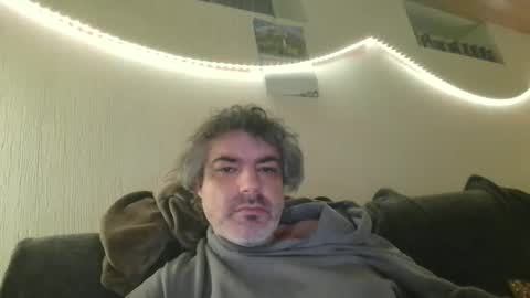 Snapshot of teeforyou chatting on 03-01-26, 11:07 Peter online show from 03-01-26, 11:07