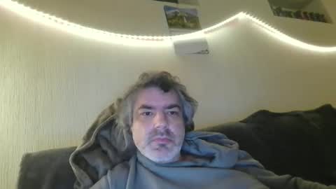 Snapshot of teeforyou chatting on 03-10-26, 03:11 Peter online show from 03-10-26, 03:11