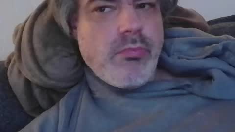 Snapshot of teeforyou chatting on 03-23-26, 08:40 Peter online show from 03-23-26, 08:40