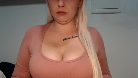 Teeyara  online show from 11-02-25, 10:06