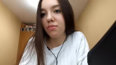 Kimi online show from 10-27-25, 12:42