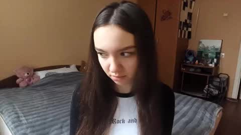 Kimi online show from 11-29-25, 10:29