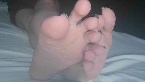 Viv West online show from 12-18-24, 06:43