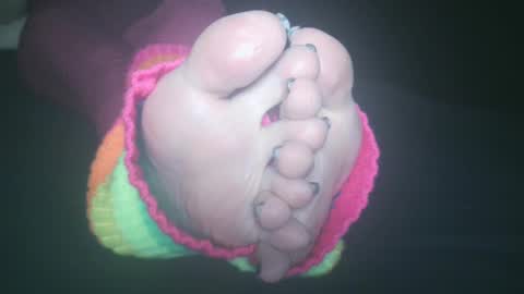 Viv West online show from 12-26-24, 04:10