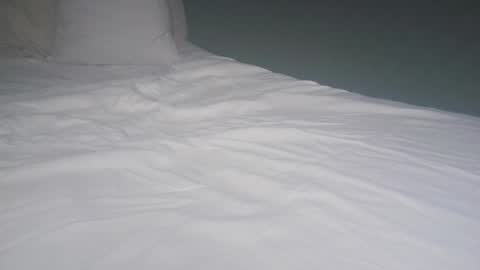 Viv West online show from 09-12-25, 05:07