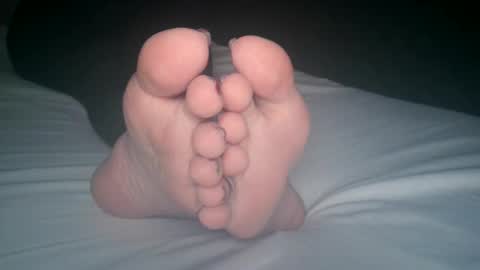 Viv West online show from 11-17-25, 03:23